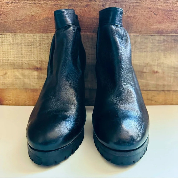 Chloé p Ankle Leather Heeled Booties - Picture 3 of 9